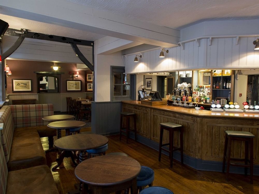 The Old Bell - Warminster Hotel Exterior photo